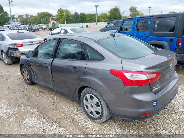 2013 FORD FOCUS S VIN: 1FADP3E20DL255556