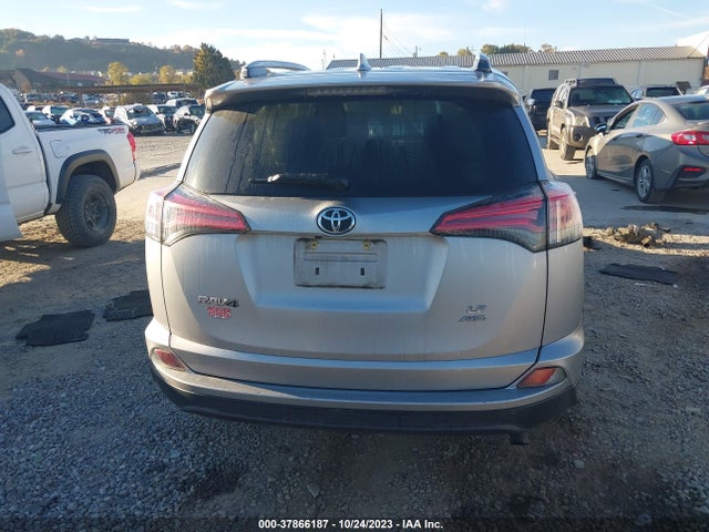 Toyota RAV4 LE 2017 2T3BFREV4HW607638 Image 16