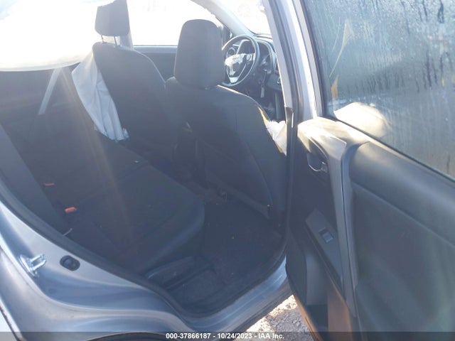 Toyota RAV4 LE 2017 2T3BFREV4HW607638 Image 8