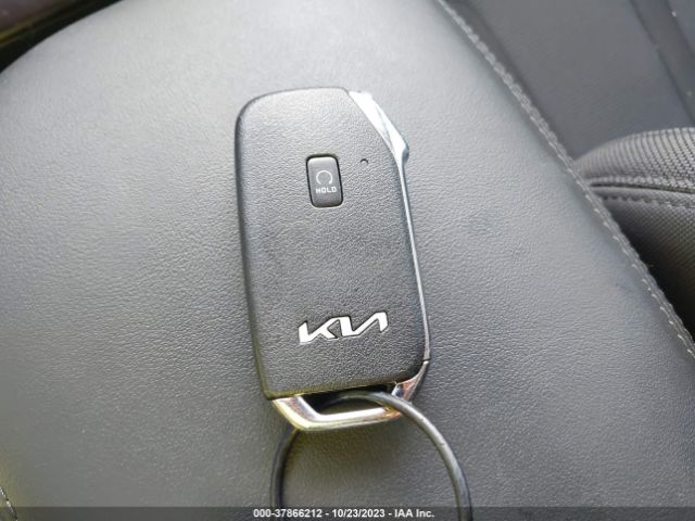5XXG14J22PG208960 KIA K5 LXS