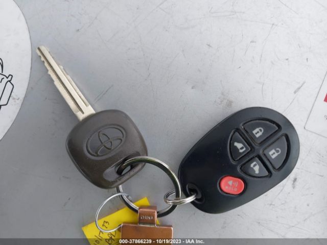 5TDKK3DC5ES413397 Toyota Sienna Le V6 8 Passenger