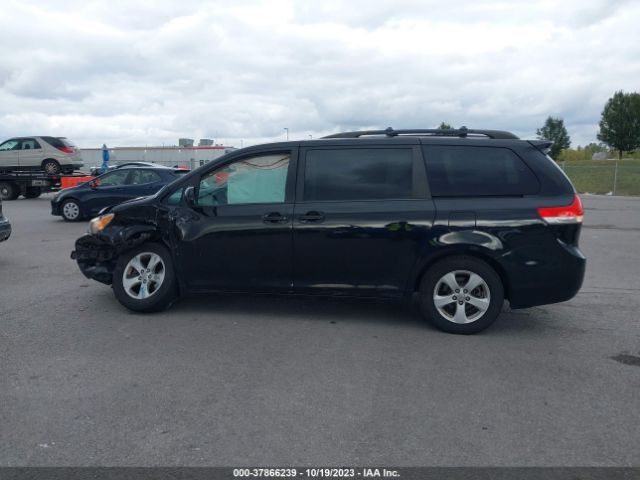 5TDKK3DC5ES413397 Toyota Sienna Le V6 8 Passenger