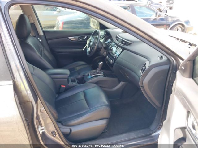 5N1AT2MT1HC827930 Nissan ROGUE SV