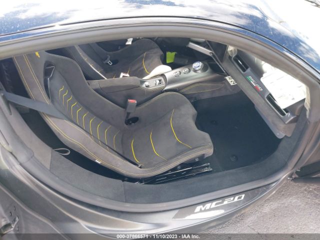 2022 MASERATI MC20 ZAM24BXA9N0404389 Photo 4
