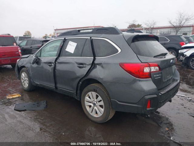 4S4BSACC1J3374692 Subaru Outback Premium