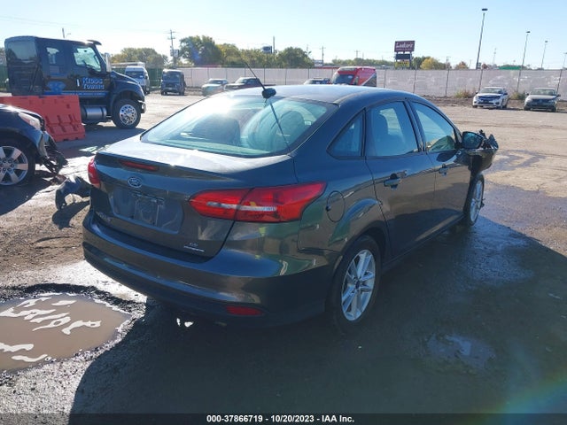 Ford FOCUS SE 2016 1FADP3F21GL346287 Image 4