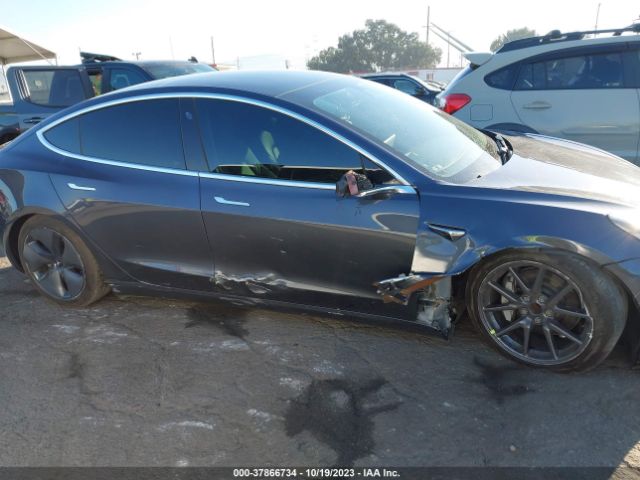 5YJ3E1EA8LF705088 Tesla Model 3 Standard Range