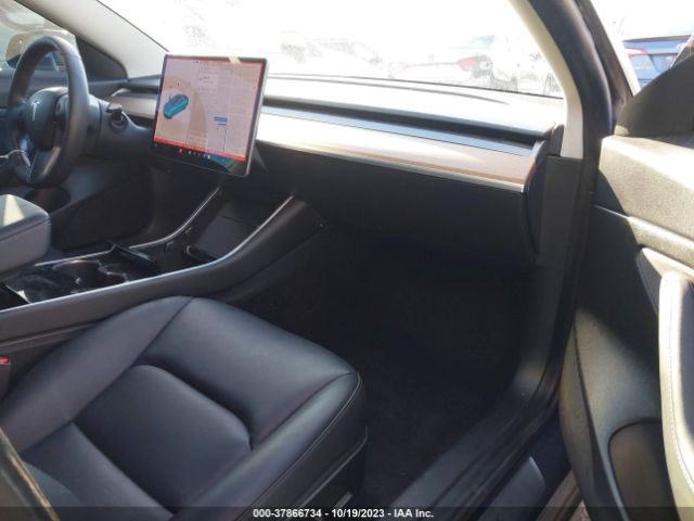 5YJ3E1EA8LF705088 Tesla Model 3 Standard Range