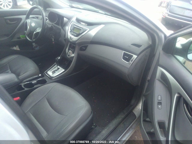 2011 HYUNDAI ELANTRA 5NPDH4AEXBH021262 Photo 4
