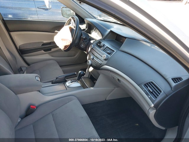 2011 HONDA ACCORD SDN LX VIN: 1HGCP2F30BA003548