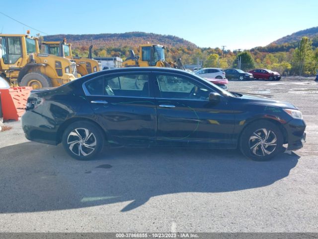 1HGCR2F35GA164639 Honda Accord Sedan Lx