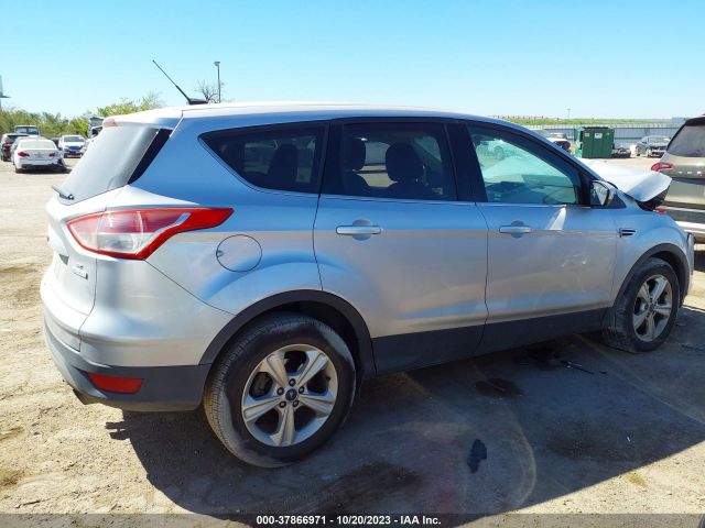 1FMCU0G94GUB16242 Ford ESCAPE SE