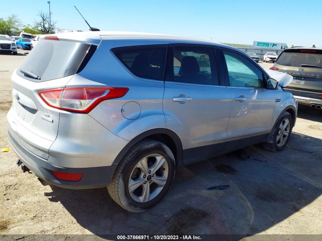 1FMCU0G94GUB16242 Ford ESCAPE SE