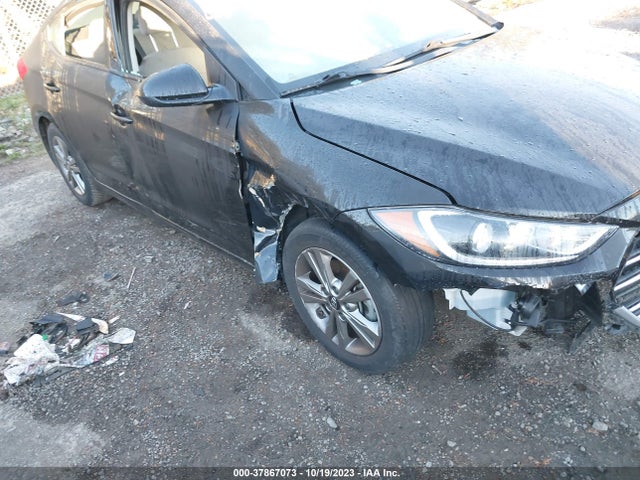 2018 HYUNDAI ELANTRA SEL VIN: 5NPD84LF4JH307502