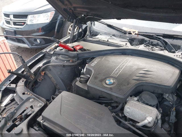 BMW 320i Xdrive 2014 WBA3C3G51ENS69445 Image 10
