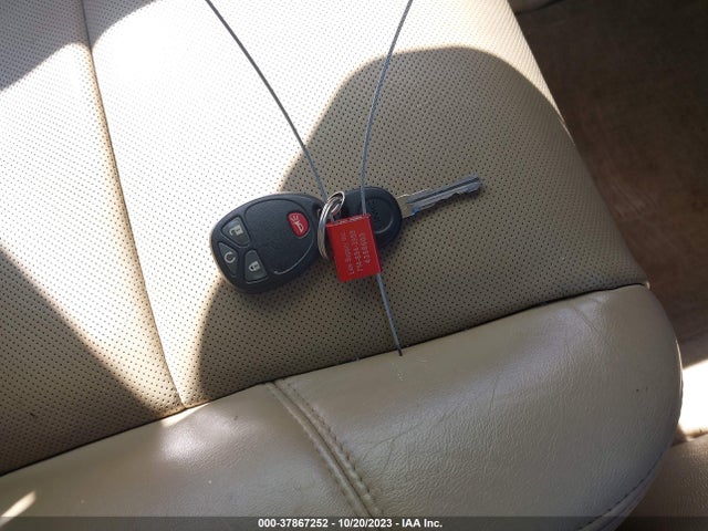 2013 GMC SIERRA 2500HD DENALI VIN: 1GT125E80DF115484