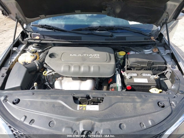 Chrysler 200 Limited 2015 1C3CCCAB9FN574067 Image 10