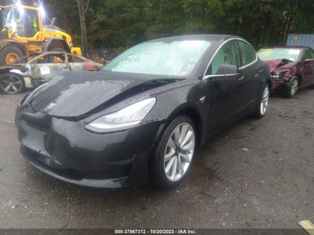 5YJ3E1EB7KF391425 Tesla Model 3 Long Range/performance