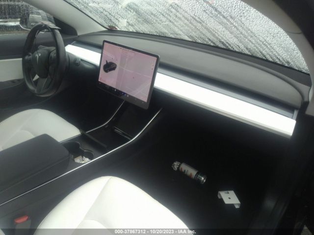 5YJ3E1EB7KF391425 Tesla Model 3 Long Range/performance