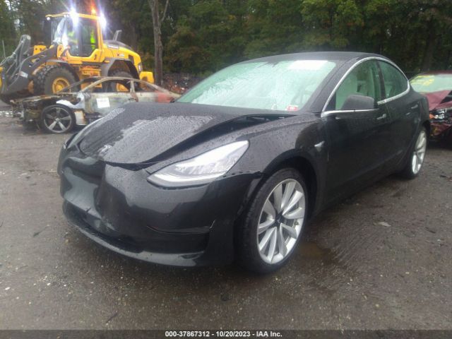 5YJ3E1EB7KF391425 Tesla Model 3 Long Range/performance