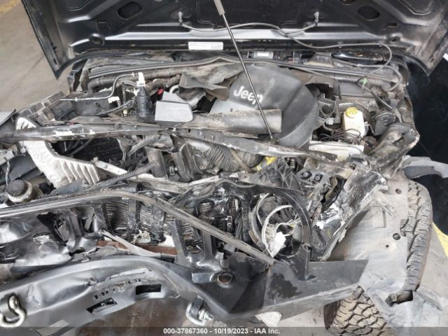 1C4BJWDG3EL232498 Jeep Wrangler Unlimited Sport