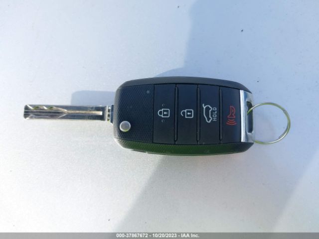 KNDPMCACXL7802029 KIA Sportage Lx