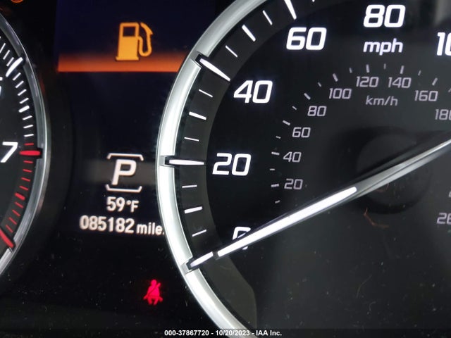 37867720 :رقم المزاد ، 19UUB1F51FA018046 vin ، 2015 Acura Tlx Tech مزاد بيع