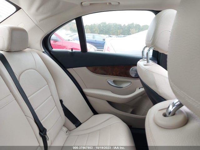 55SWF4KB7FU037313 Mercedes-Benz C 300 Sport 4matic/luxury 4matic/4matic