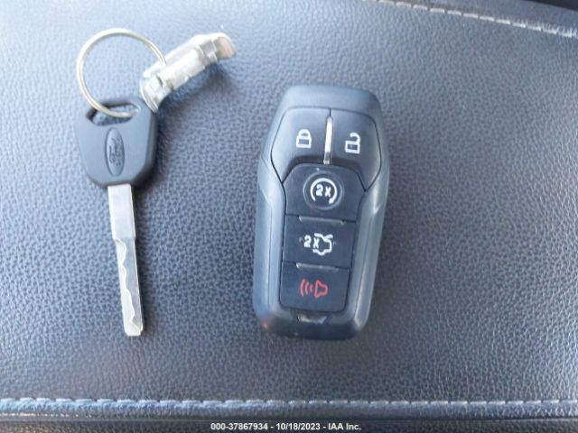 3FA6P0SUXFR280658 Ford Fusion Energi Titanium