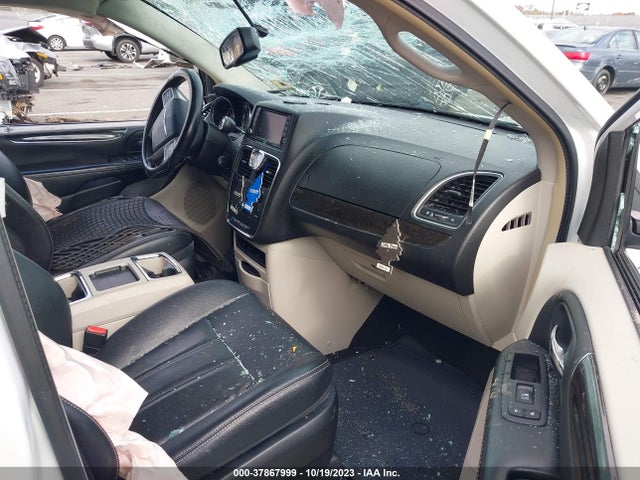 2016 CHRYSLER TOWN & COUNTRY TOURING VIN: 2C4RC1BG2GR289199