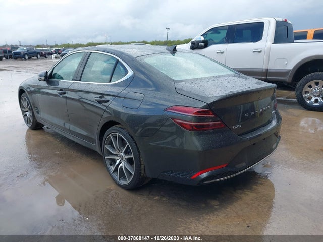 Genesis G70 2.0T 2023 KMTG34TA2PU129282 Image 3