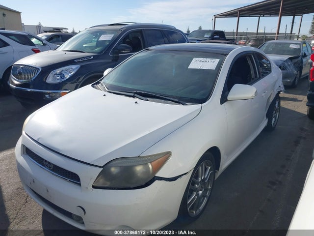2005 SCION TC VIN: JTKDE167950047136