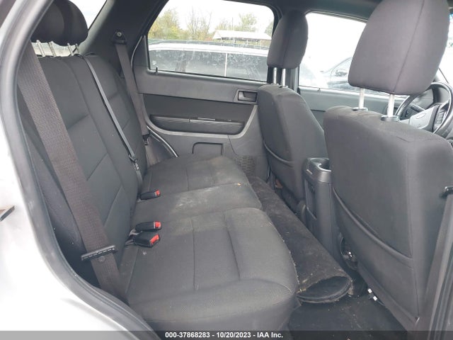 2009 FORD ESCAPE XLT VIN: 1FMCU03759KA13592