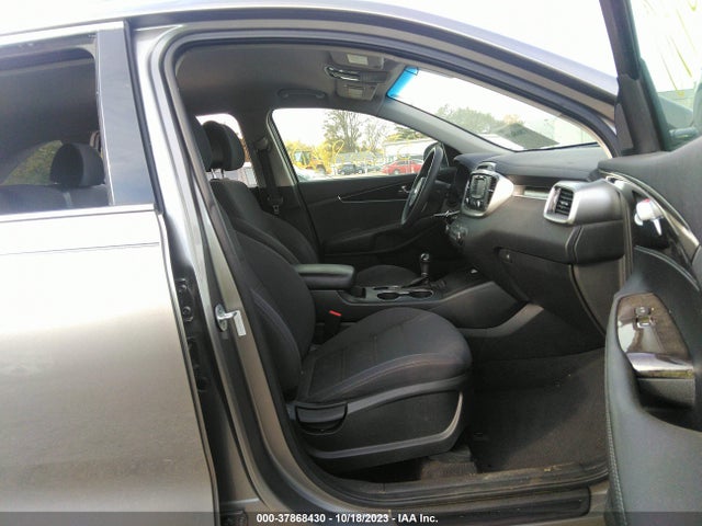 KIA SORENTO LX 2016 5XYPGDA3XGG032372 Image 5