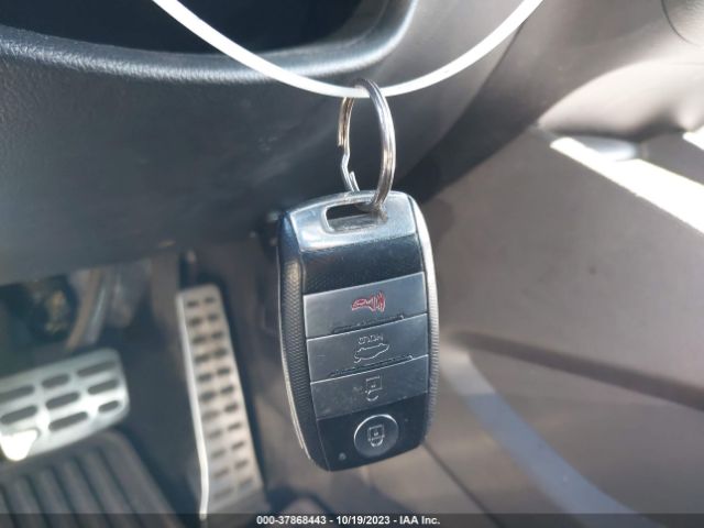 KNAFZ6A34F5268134 KIA Forte Koup Sx