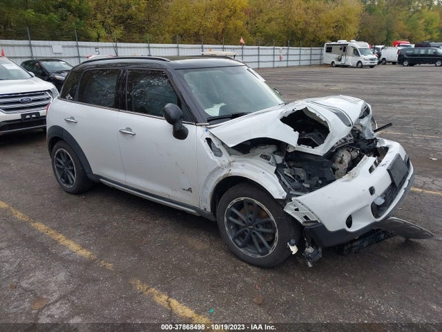 2015 MINI COUNTRYMAN WMWZC5C53FWM19627 Photo 0