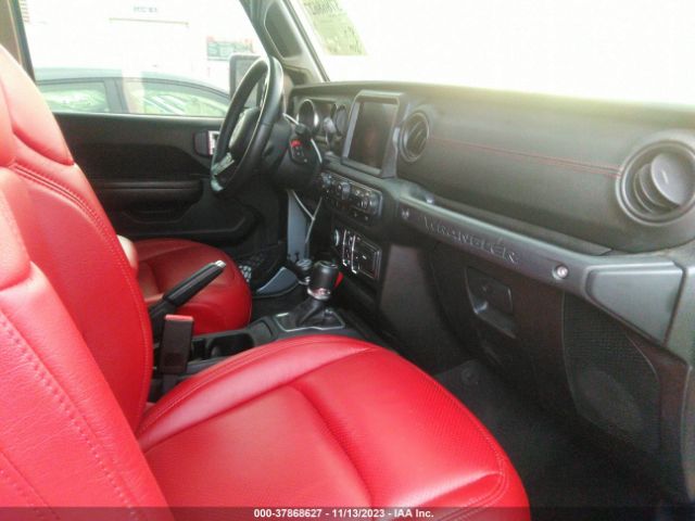 1C4HJXDN8JW295412 Jeep Wrangler Unlimited Sport S