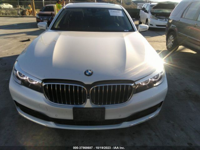 WBA7E2C52KB454998 BMW 7 Series 740i