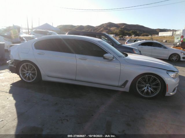 WBA7E2C52KB454998 BMW 7 Series 740i