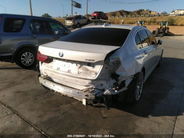 WBA7E2C52KB454998 BMW 7 Series 740i