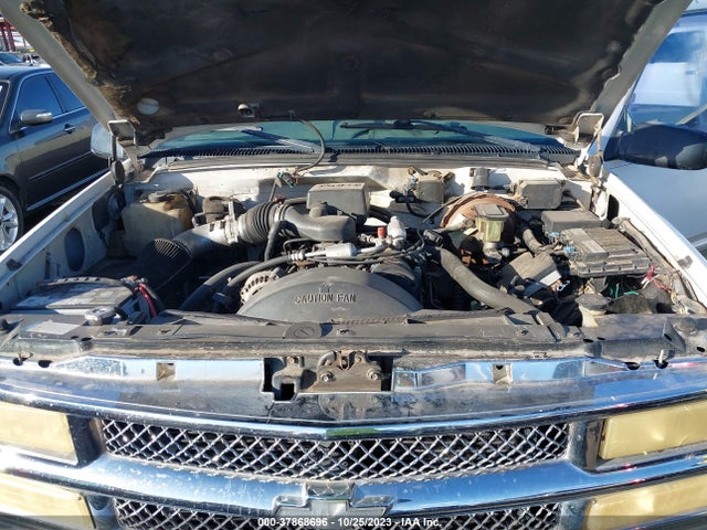 1998 CHEVROLET C/K 1500 VIN: 2GCEK19R9W1126622