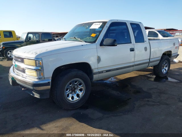 1998 CHEVROLET C/K 1500 VIN: 2GCEK19R9W1126622