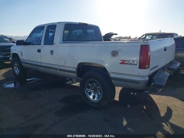 1998 CHEVROLET C/K 1500 VIN: 2GCEK19R9W1126622