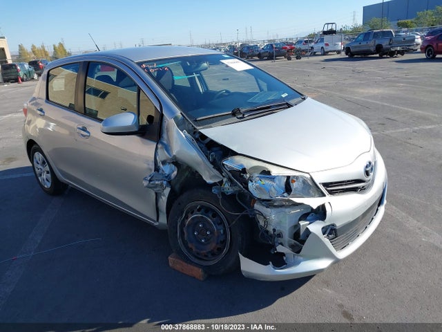 Toyota YARIS LE 2014 VNKKTUD32EA000585 Image 1
