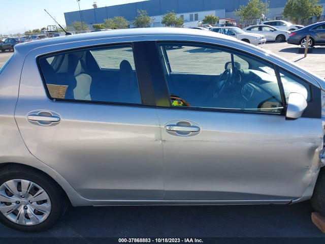 Toyota YARIS LE 2014 VNKKTUD32EA000585 Image 13