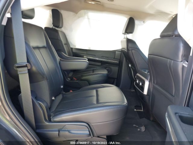1FMJU1HT4NEA66117 Ford Expedition Xlt