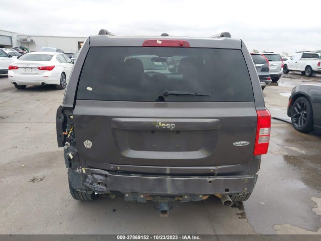 1C4NJPFA1GD582723 Jeep Patriot High Altitude Edition