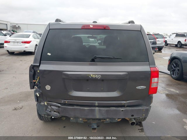 1C4NJPFA1GD582723 Jeep Patriot High Altitude Edition