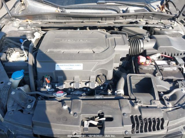 1HGCR3F99FA029446 Honda Accord Sedan Touring