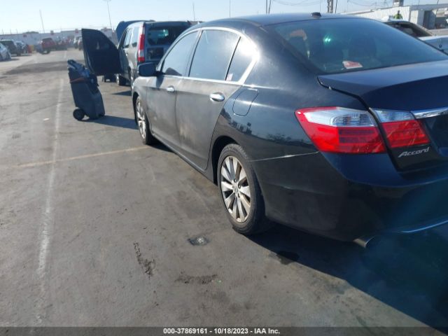 1HGCR3F99FA029446 Honda Accord Sedan Touring